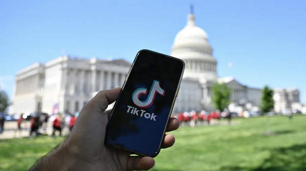 Tiktok And The House